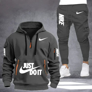 NK – Set tattico con felpa con cappuccio e pantaloni da jogging
